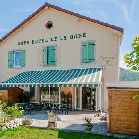 Cafe Hotel De La Gare Champagnole Exterior photo